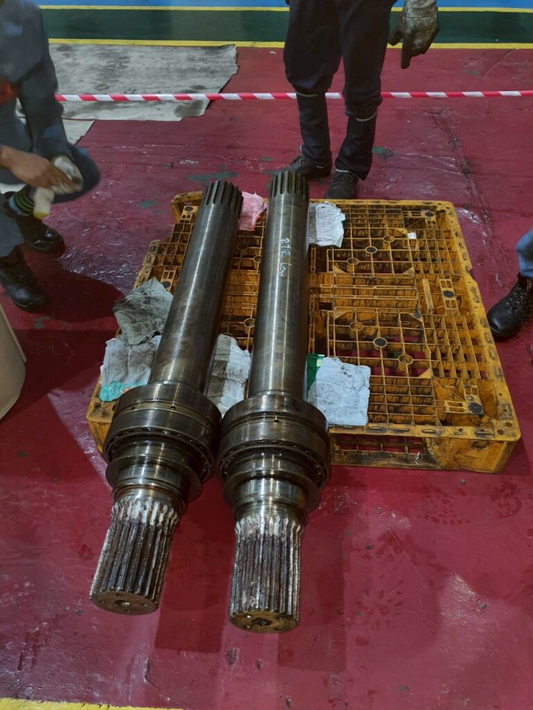 3.ตรวจสอบ Drive Shaft ของเดิมที่ถอดออก