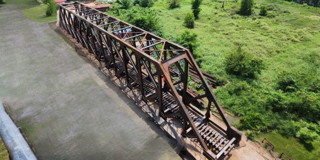 โครงการผลิตหรือจัดหาสะพานเหล็ก