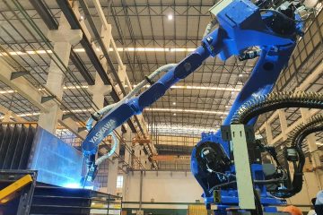 rat-05-industrial-robot-arm